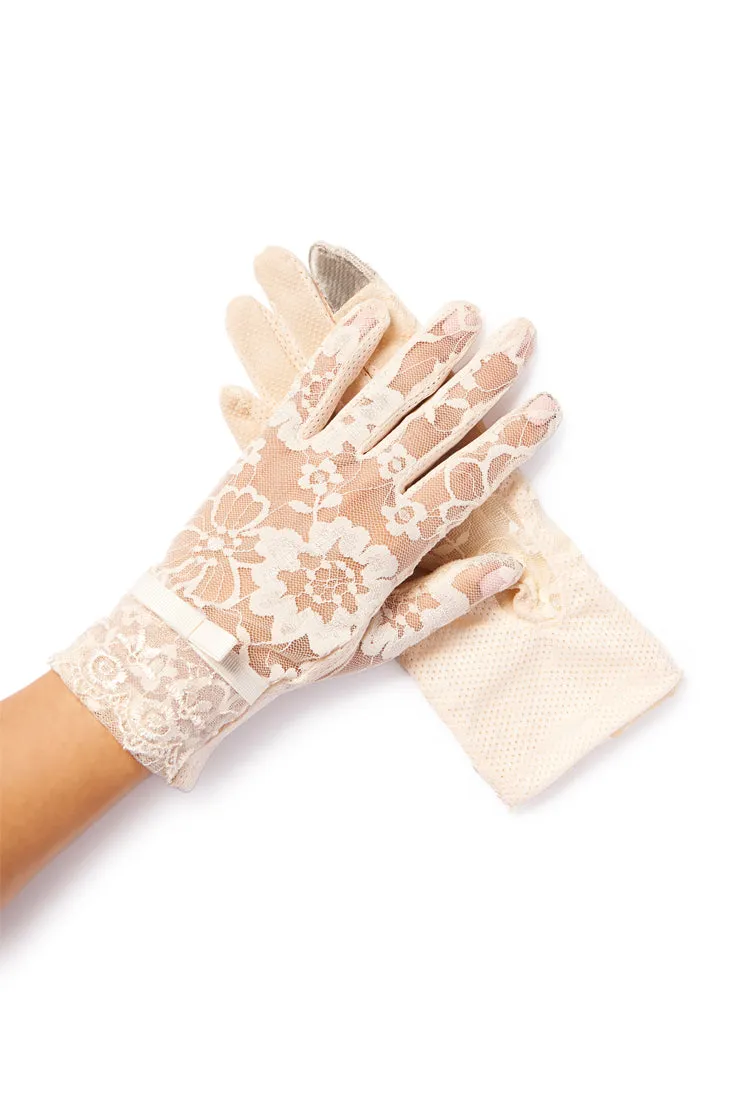 Amelie Ivory Touch Gloves