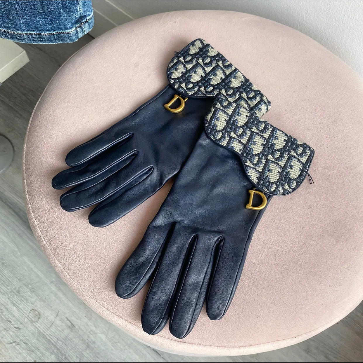 Dior Navy Leather Oblique Monogram Saddle Gloves - 8