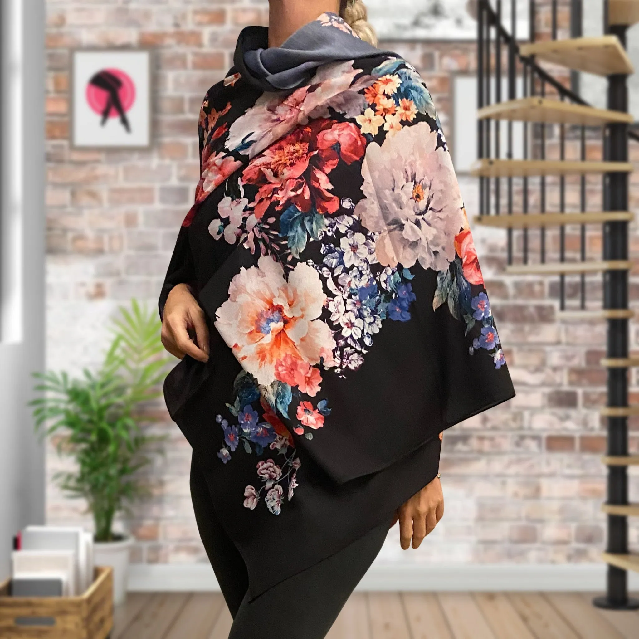 Fashion Tight Flower Patterned Shawls