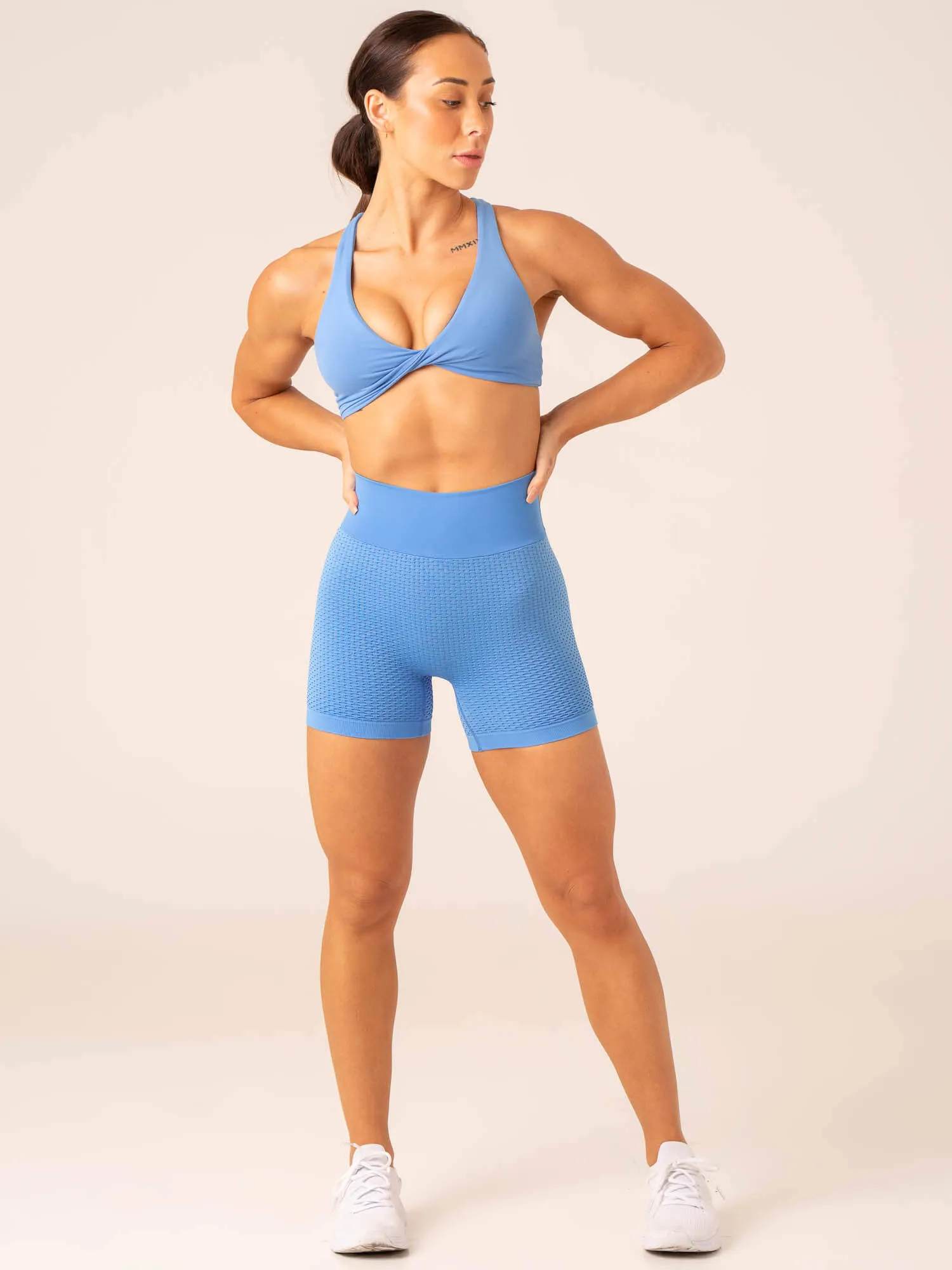 Honeycomb Scrunch Seamless Shorts - Bright Blue