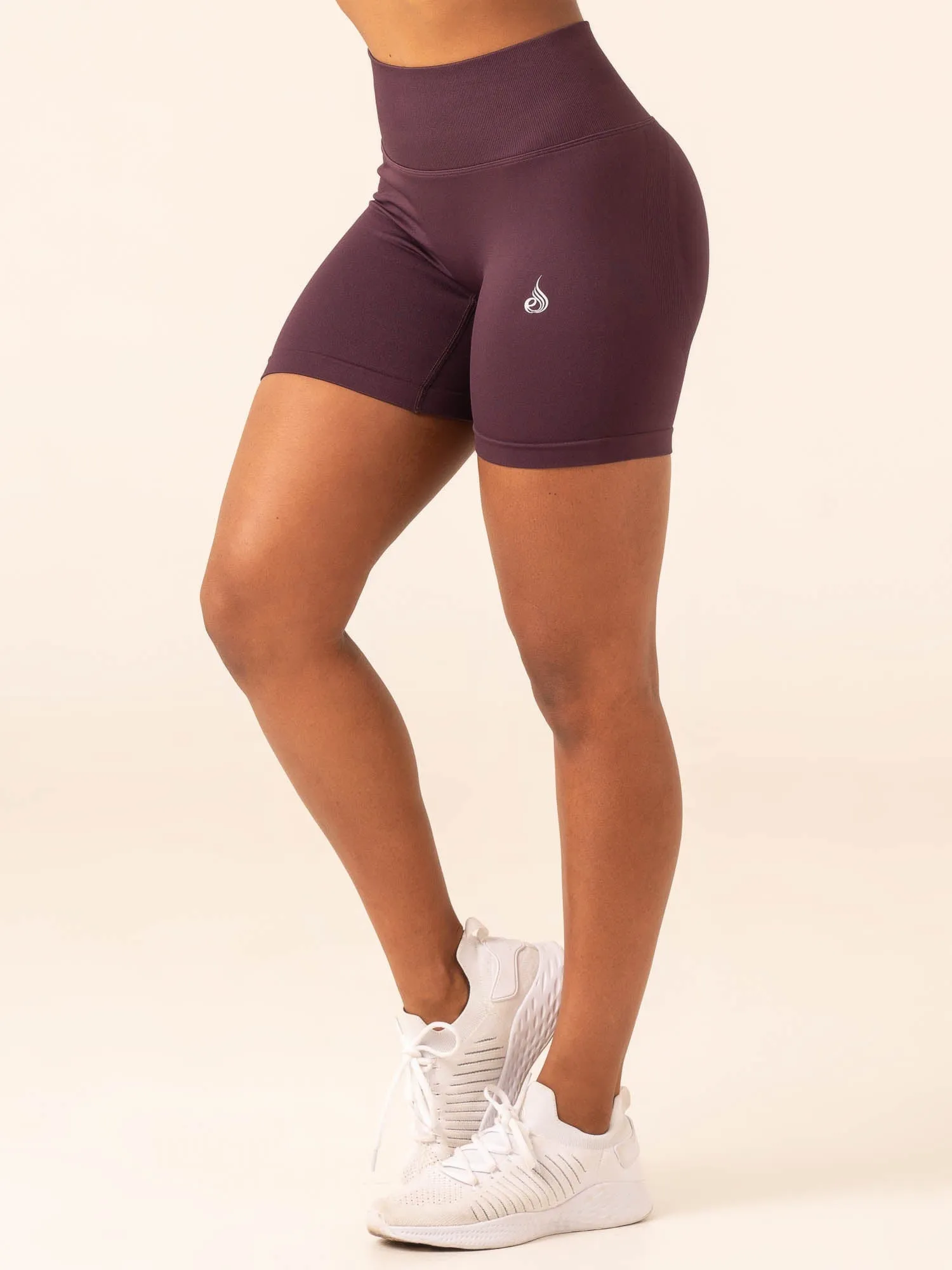 Lift BBL Scrunch Seamless Shorts - Plum