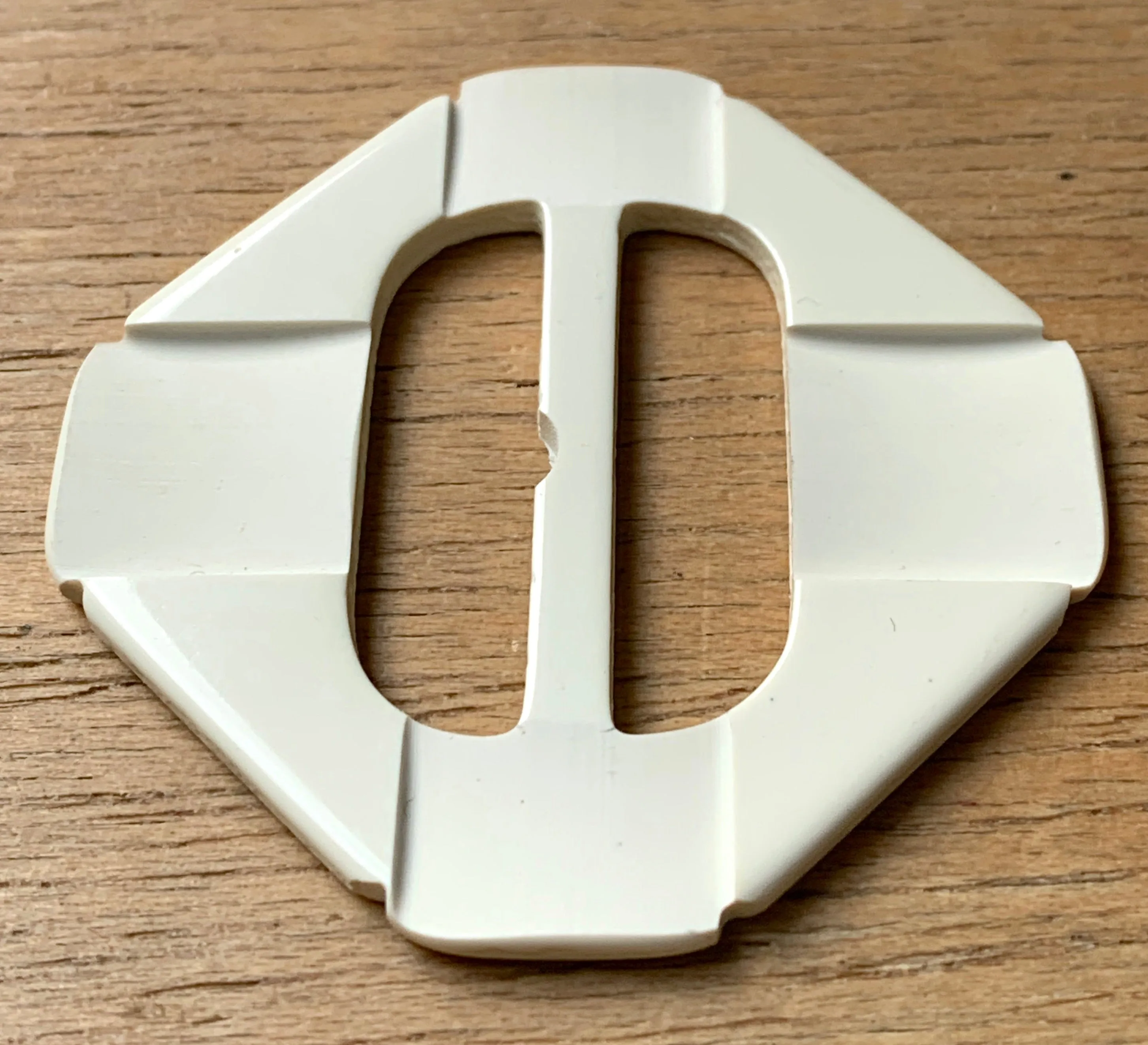 Striking Geometric White Deco  6cm Buckle